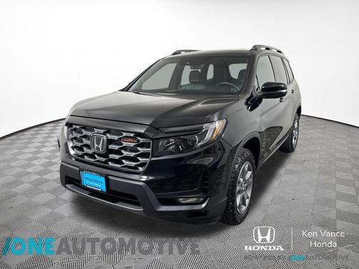 Crystal Black Pearl 2025 Honda Passport AWD TrailSport