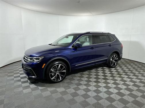 2024 Volkswagen Tiguan 2.0T SEL R-Line 4MOTION