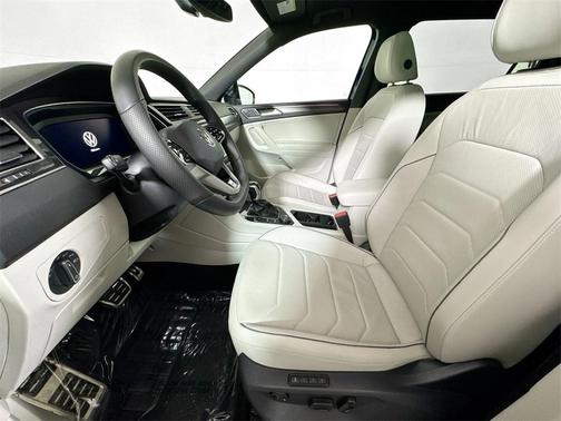 2024 Volkswagen Tiguan 2.0T SEL R-Line 4MOTION