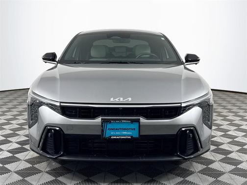 2025 Kia K4 GT-Line Turbo