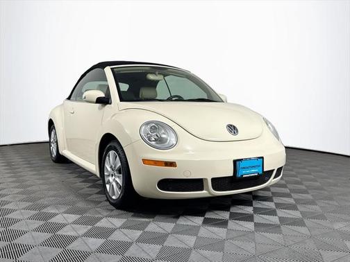 2009 Volkswagen New Beetle S