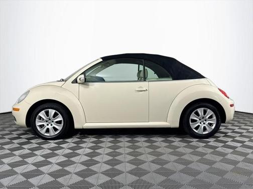 2009 Volkswagen New Beetle S