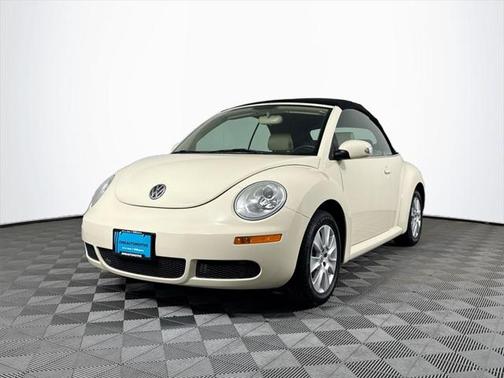 2009 Volkswagen New Beetle S
