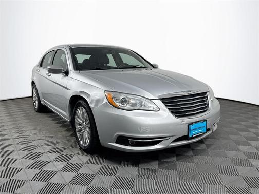 2012 Chrysler 200 Limited