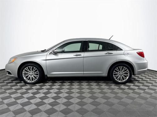 2012 Chrysler 200 Limited