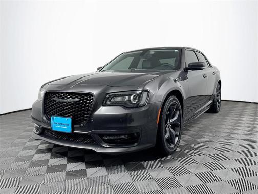 2023 Chrysler 300 Touring