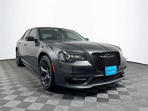 2023 Chrysler 300 Touring