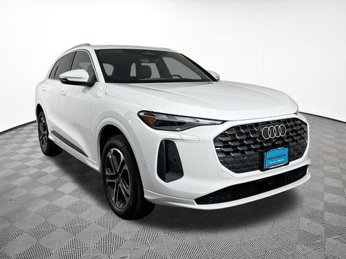 White 2025 Audi Q5 Premium TFSI quattro S tronic