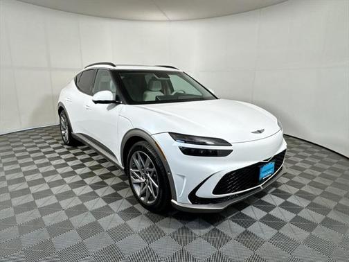 2024 Genesis GV60 Advanced AWD