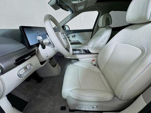 2024 Genesis GV60 Advanced AWD