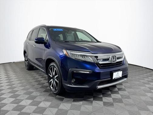 2022 Honda Pilot Touring 8-Passenger