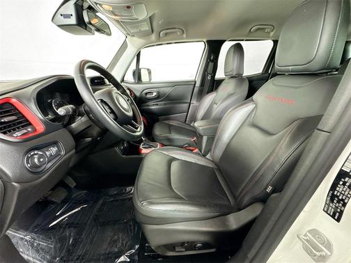 2022 Jeep Renegade Trailhawk