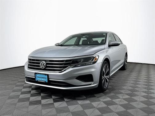 2020 Volkswagen Passat 2.0T SE