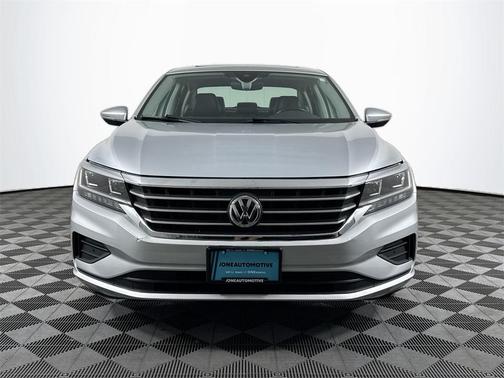 2020 Volkswagen Passat 2.0T SE