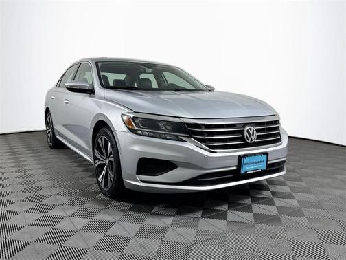 2020 Volkswagen Passat 2.0T SE