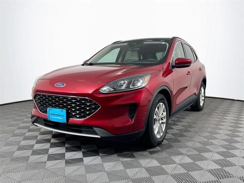 2020 Ford Escape SE