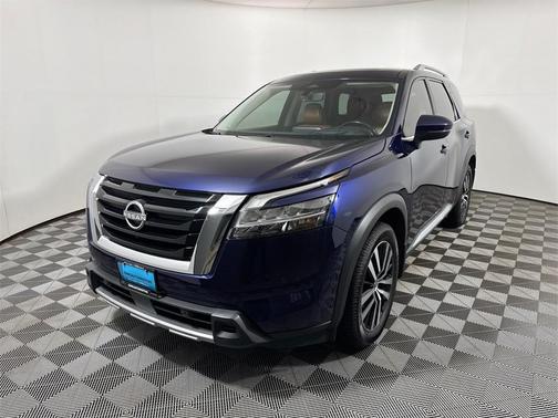 2023 Nissan Pathfinder Platinum 4WD