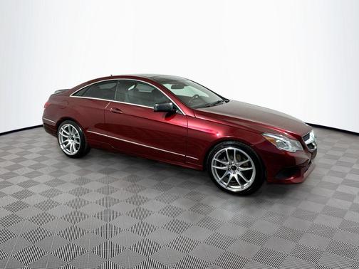 2015 Mercedes-Benz E-Class 4MATIC