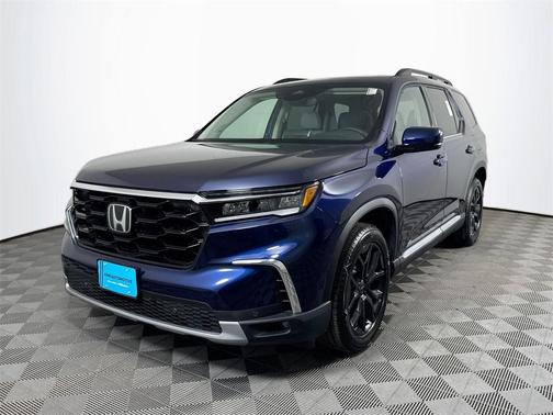 2025 Honda Pilot Touring 8-Passenger