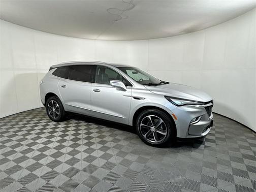 2022 Buick Enclave AWD Essence