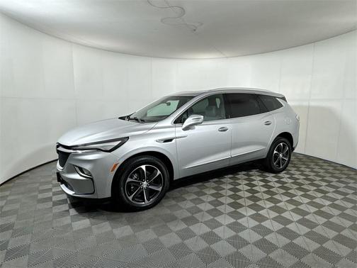 2022 Buick Enclave AWD Essence