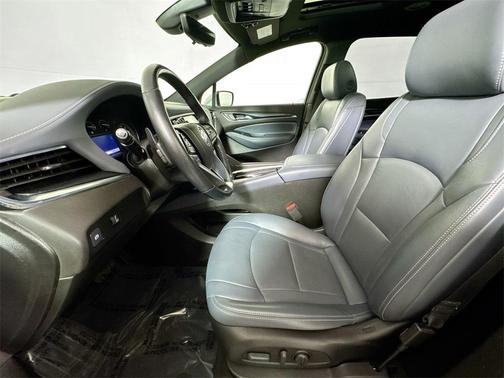 2022 Buick Enclave AWD Essence