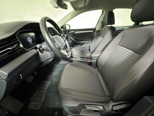 Platinum Gray Metallic 2025 Volkswagen Jetta 1.5T S
