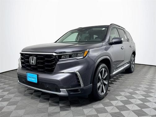 2025 Honda Pilot Touring 8-Passenger