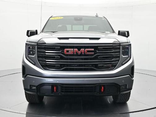 Sterling 2023 GMC Sierra 1500 AT4