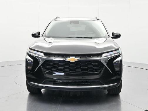 Black Metallic 2025 Chevrolet Trax LT