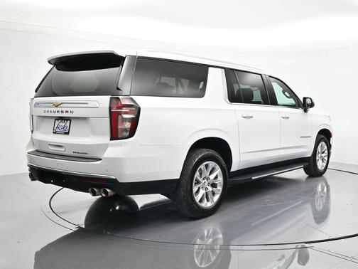 Summit White 2023 Chevrolet Suburban Premier