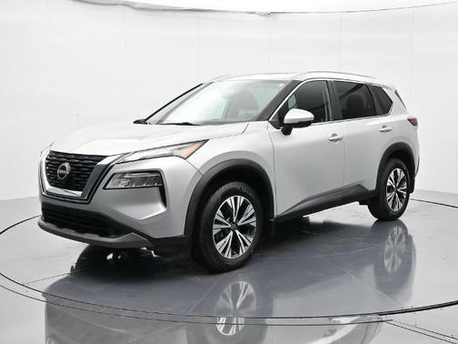 Brilliant Silver Metallic 2022 Nissan Rogue SV