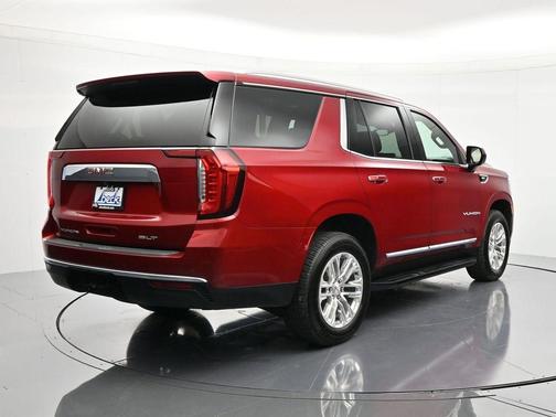 2024 GMC Yukon SLT