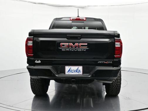 2025 GMC Canyon AT4