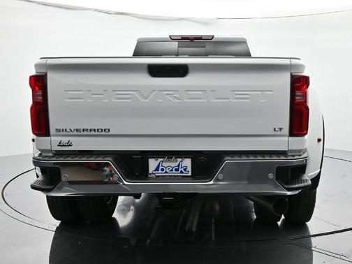 Summit White 2026 Chevrolet Silverado 3500 LT