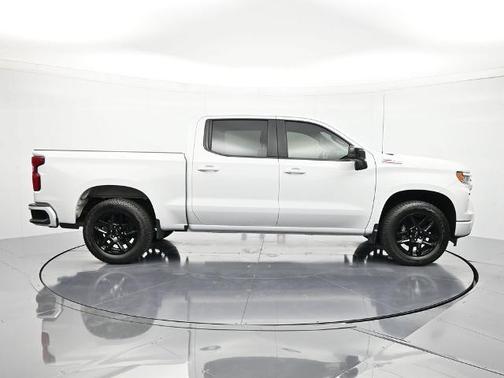 Summit White 2022 Chevrolet Silverado 1500 RST
