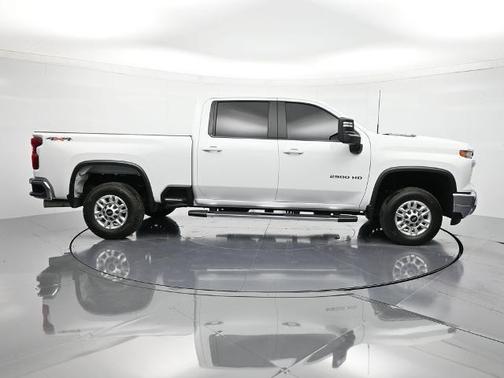 Summit White 2025 Chevrolet Silverado 2500 LT