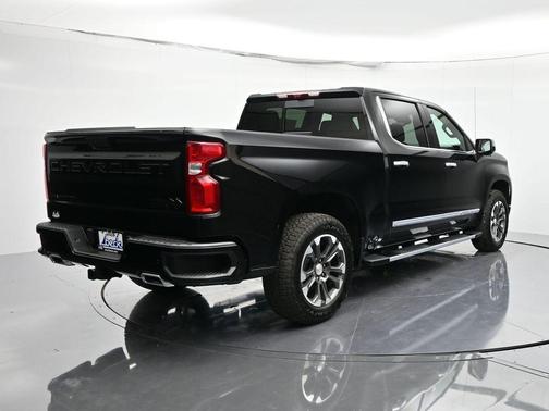 Black 2026 Chevrolet Silverado 1500 High Country