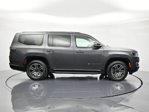 Metallic 2024 Jeep Wagoneer Series II