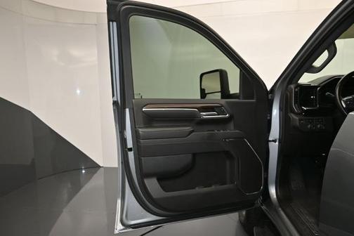 Sterling Gray Metallic 2024 Chevrolet Silverado 2500 LT