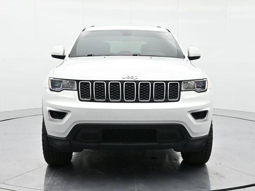 2020 Jeep Grand Cherokee Laredo E