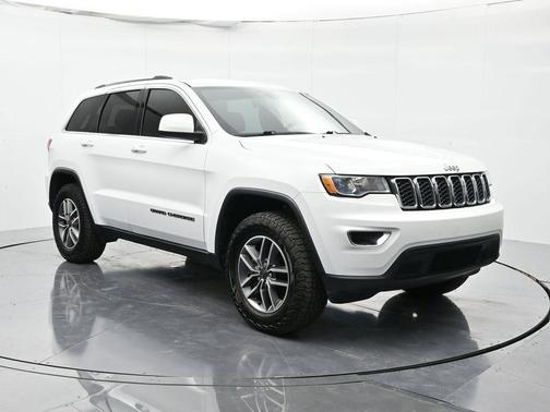 2020 Jeep Grand Cherokee Laredo E