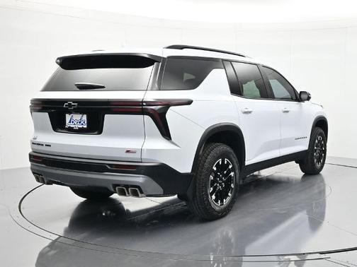 Polar White 2026 Chevrolet Traverse Z71