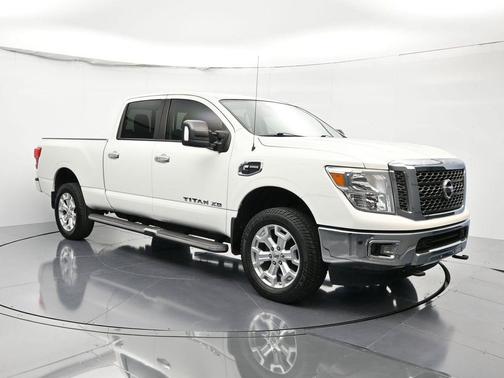 2018 Nissan Titan XD SV
