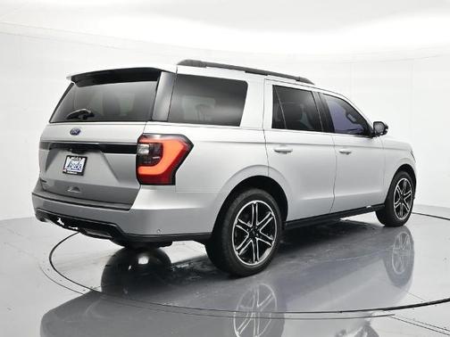 Ingot Silver 2019 Ford Expedition Limited