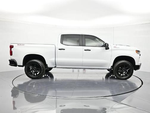 Summit White 2026 Chevrolet Silverado 1500 LT Trail Boss