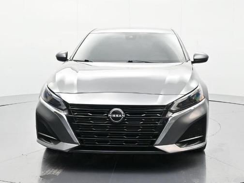 Gun Metallic 2023 Nissan Altima 2.5 SV