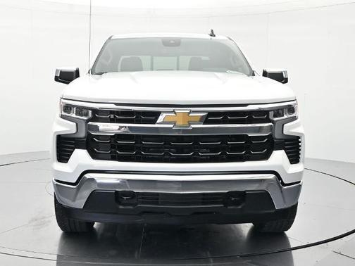 Summit White 2026 Chevrolet Silverado 1500 LT