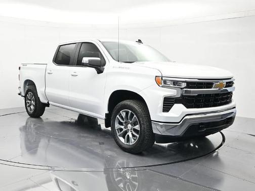 Summit White 2026 Chevrolet Silverado 1500 LT