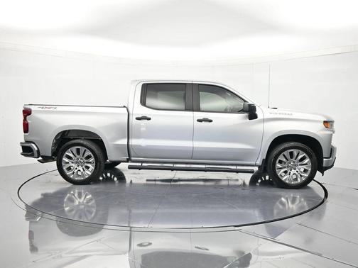 Silver Ice Metallic 2021 Chevrolet Silverado 1500 Custom